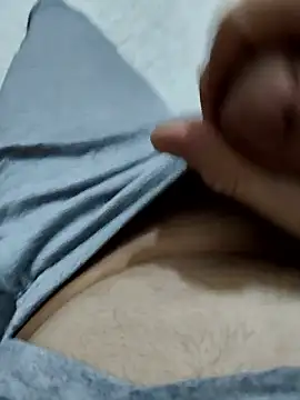 Snapshot of cenk263 chatting on January 10, 4:24 pm cenk263 online show from January 10, 4:24 pm