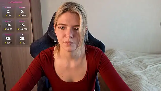 Snapshot of KatanaSVibe chatting on October 2, 9:56 am KatanaSVibe online show from October 2, 9:56 am