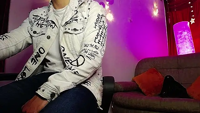Snapshot of Noha_Lux chatting on October 2, 1:14 pm Noha Lux online show from October 2, 1:14 pm