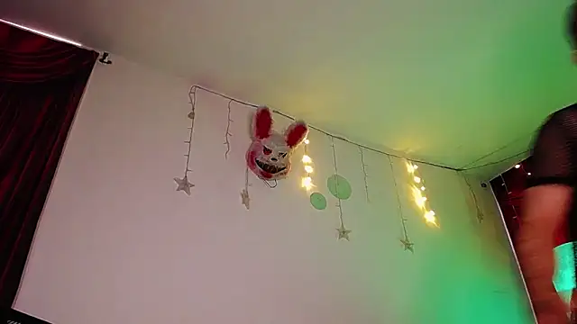 Snapshot of Noha_Lux chatting on October 3, 12:39 pm Noha Lux online show from October 3, 12:39 pm