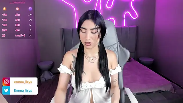 Emma and Issac online show from September 10, 4:22 am