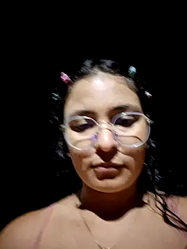 Lily-o online show from November 10, 11:32 pm