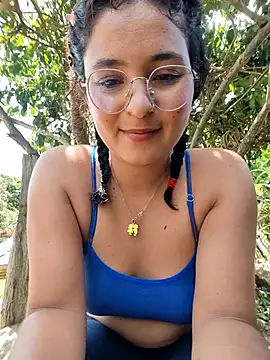 Lily-o online show from November 3, 4:10 pm