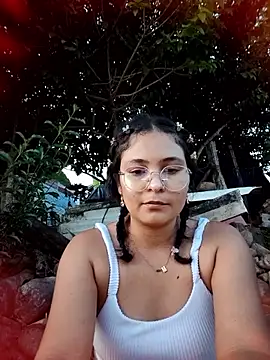 Lily-o online show from October 10, 10:43 pm