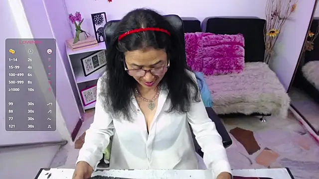 AmandaPeet online show from March 30, 8:32 pm