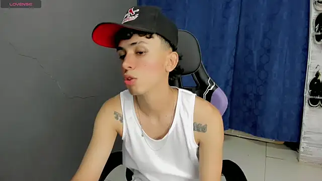 Damien 444 online show from October 29, 3:49 am