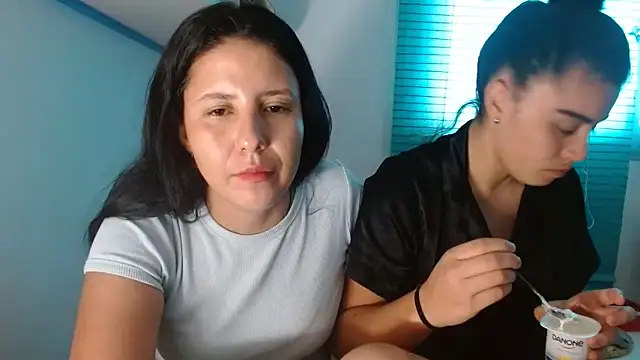 Arieeel 09 online show from April 19, 4:08 pm