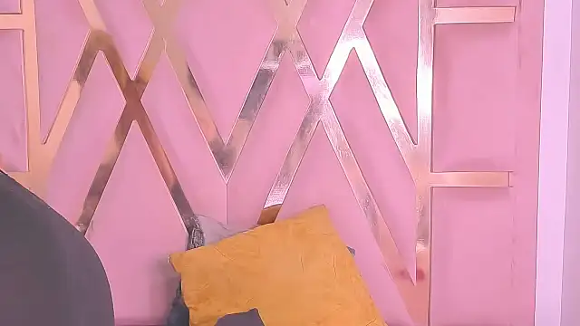 samantaasm online show from April 16, 9:39 pm