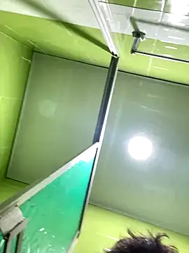 Snapshot of EnfoldedBucolic chatting on November 25, 6:03 am EnfoldedBucolic online show from November 25, 6:03 am