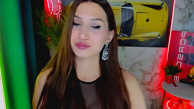 Mollyinyourmind online show from February 10, 10:20 pm