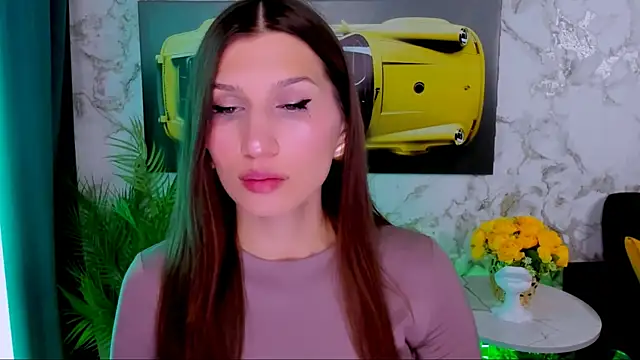 Mollyinyourmind online show from March 15, 6:26 pm