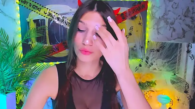 Mollyinyourmind online show from October 27, 7:15 pm