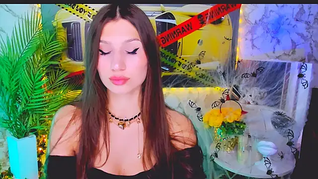 Mollyinyourmind online show from October 31, 8:49 pm