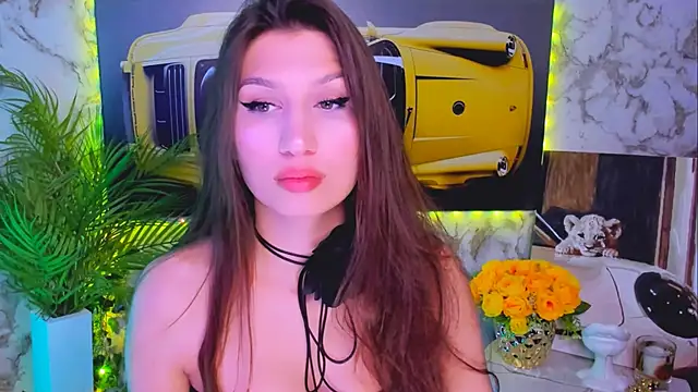 Mollyinyourmind online show from October 18, 6:32 pm