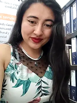 Snapshot of AMATISTA__16 chatting on May 16, 1:21 pm AMATISTA 16 online show from May 16, 1:21 pm