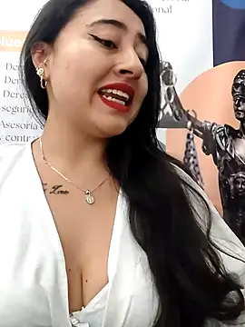 Snapshot of AMATISTA__16 chatting on May 5, 12:19 pm AMATISTA 16 online show from May 5, 12:19 pm