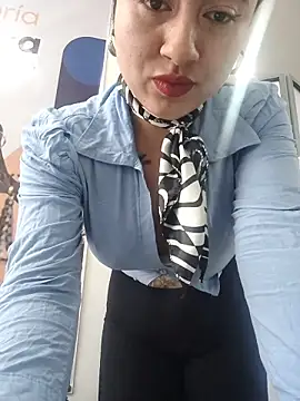 AMATISTA  16 online show from November 14, 12:20 pm