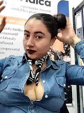 AMATISTA  16 online show from March 31, 12:18 pm