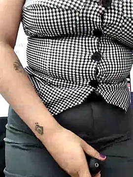 AMATISTA  16 online show from April 9, 12:33 pm