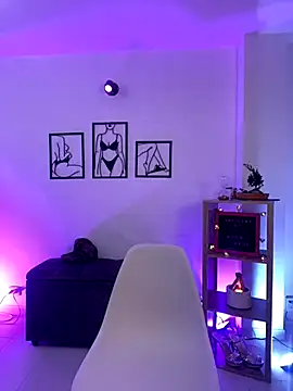 leiablack online show from December 2, 11:23 am