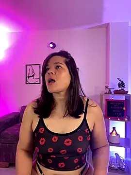 leiablack online show from October 31, 12:02 pm