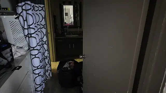 Triggerhappycj100 online show from March 21, 6:14 am