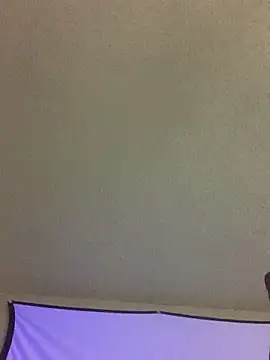 Snapshot of Triggerhappycj100 chatting on February 20, 10:50 am Triggerhappycj100 online show from February 20, 10:50 am