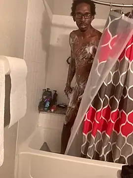 Snapshot of Triggerhappycj100 chatting on February 22, 8:06 am Triggerhappycj100 online show from February 22, 8:06 am