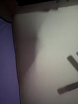 Snapshot of Triggerhappycj100 chatting on November 30, 3:29 am Triggerhappycj100 online show from November 30, 3:29 am