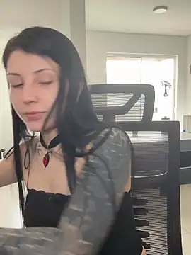 Privad ravenna online show from May 25, 4:17 pm