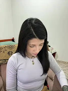 Privad ravenna online show from August 4, 8:24 pm