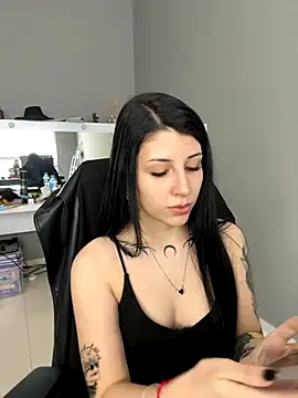 Privad ravenna online show from October 21, 3:00 pm