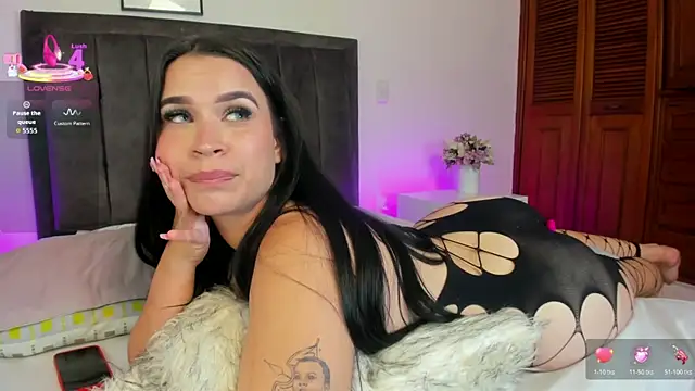 ashlye white online show from April 28, 2:27 am
