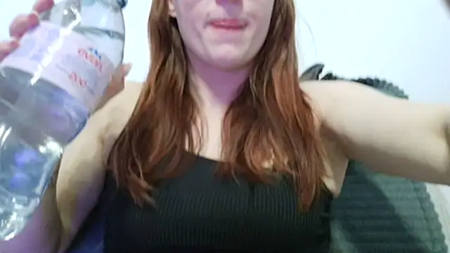 Snapshot of Clarahotgirl24 chatting on April 8, 7:15 pm Clarahotgirl24 online show from April 8, 7:15 pm