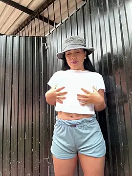 laure torres online show from February 12, 12:38 pm