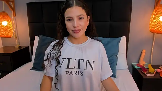 natalie esmith online show from November 12, 11:47 am