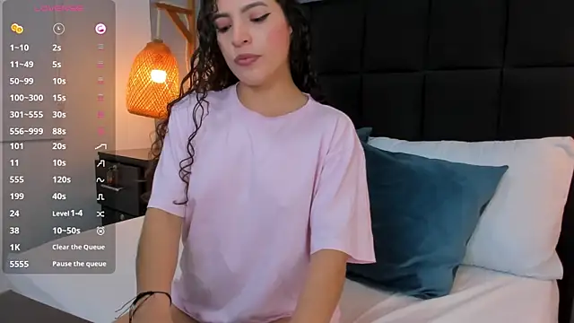 natalie esmith online show from December 22, 12:05 pm