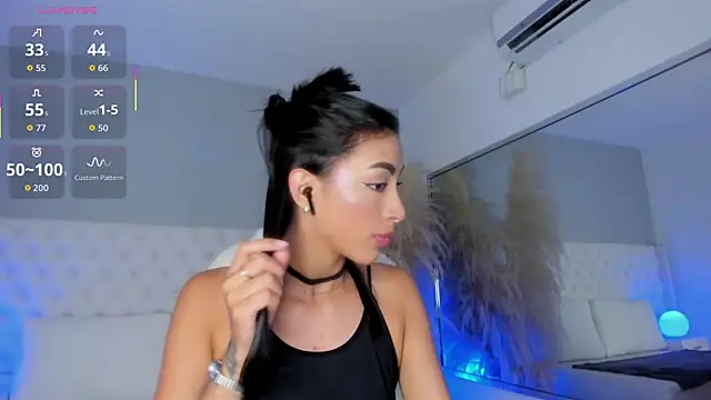 Snapshot of Ebonysweet__ chatting on June 20, 7:41 pm Ebonysweet online show from June 20, 7:41 pm