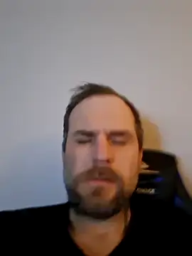 Snapshot of Bamse28 chatting on May 4, 12:58 am Bamse28 online show from May 4, 12:58 am