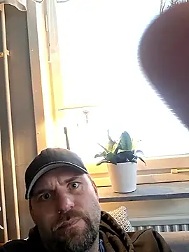 Bamse28 online show from April 5, 9:05 am