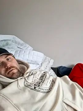 Bamse28 online show from February 25, 7:52 am