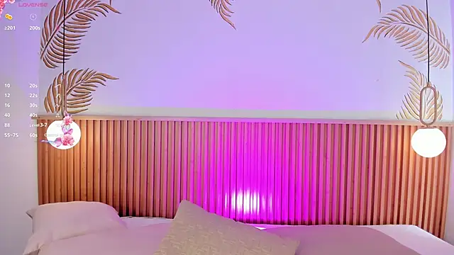 Valleriie  online show from April 16, 3:35 pm