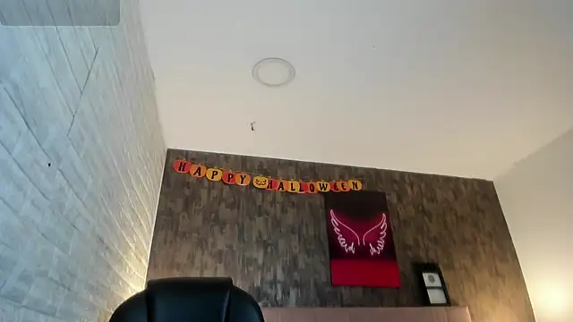 Snapshot of marian__stone chatting on November 14, 6:44 pm marian stone online show from November 14, 6:44 pm