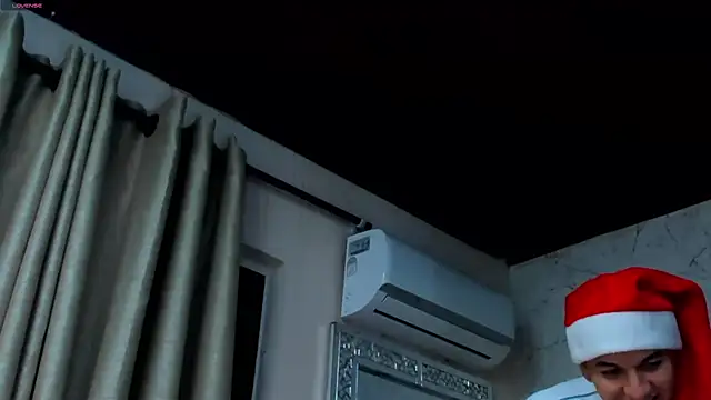 rocoo santos online show from December 3, 12:01 am