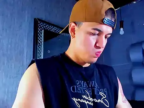 rocoo santos online show from April 13, 5:50 pm