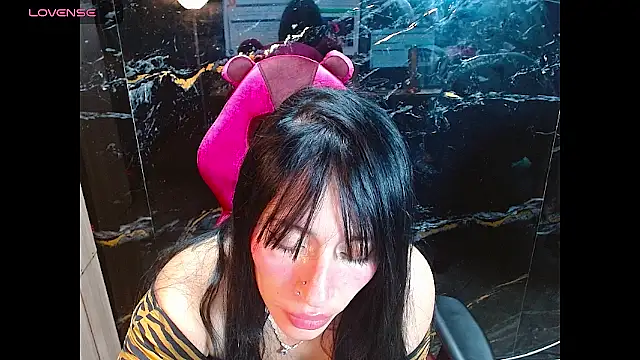 IVET CUTE1 online show from April 18, 4:48 am