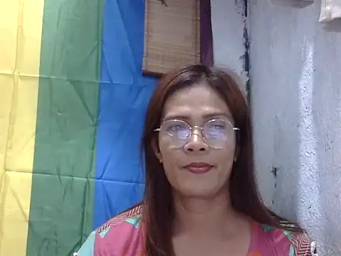 Snapshot of juicycum069 chatting on May 20, 6:21 am juicycum069 online show from May 20, 6:21 am