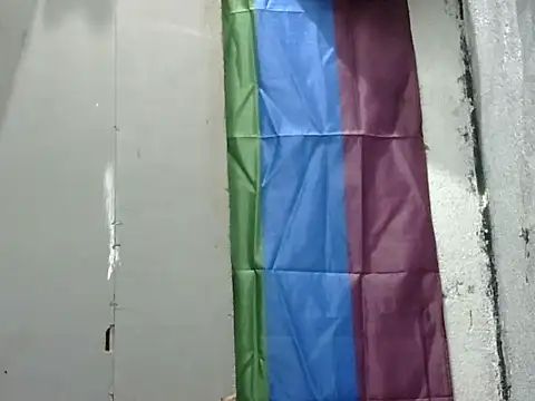 juicycum069 online show from March 25, 9:57 pm