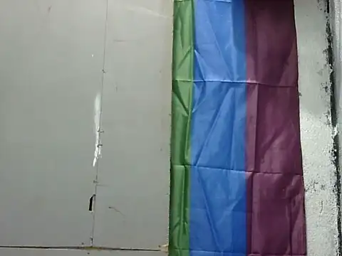 juicycum069 online show from April 4, 12:28 am