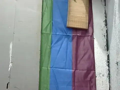 juicycum069 online show from April 8, 10:28 am